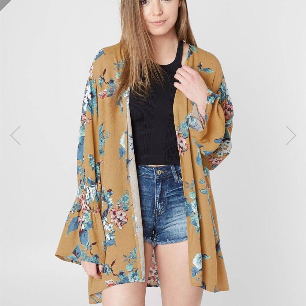 Buckle Kimono